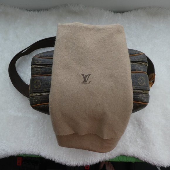 Authentic Louis Vuitton Reporter - Picture 2 of 12